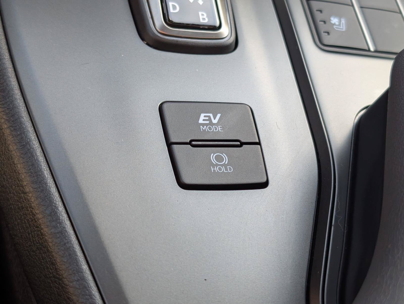 2025 Lexus UX 300h Premium AWD