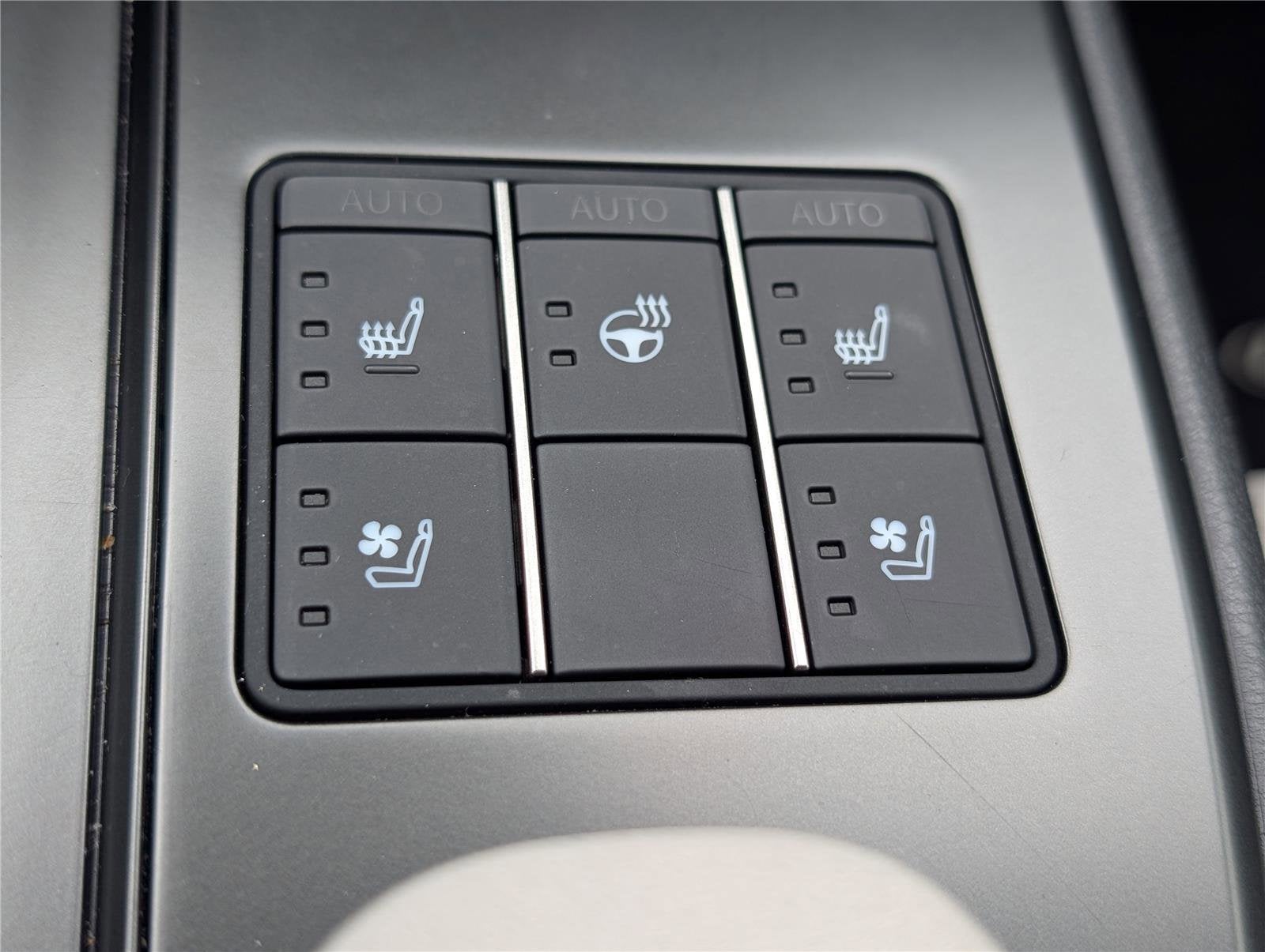 2025 Lexus UX UX 300h Premium