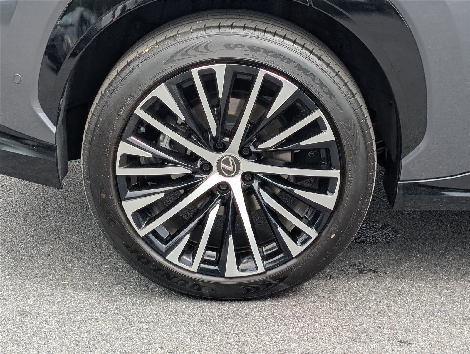 2023 Lexus RZ 450e Luxury AWD