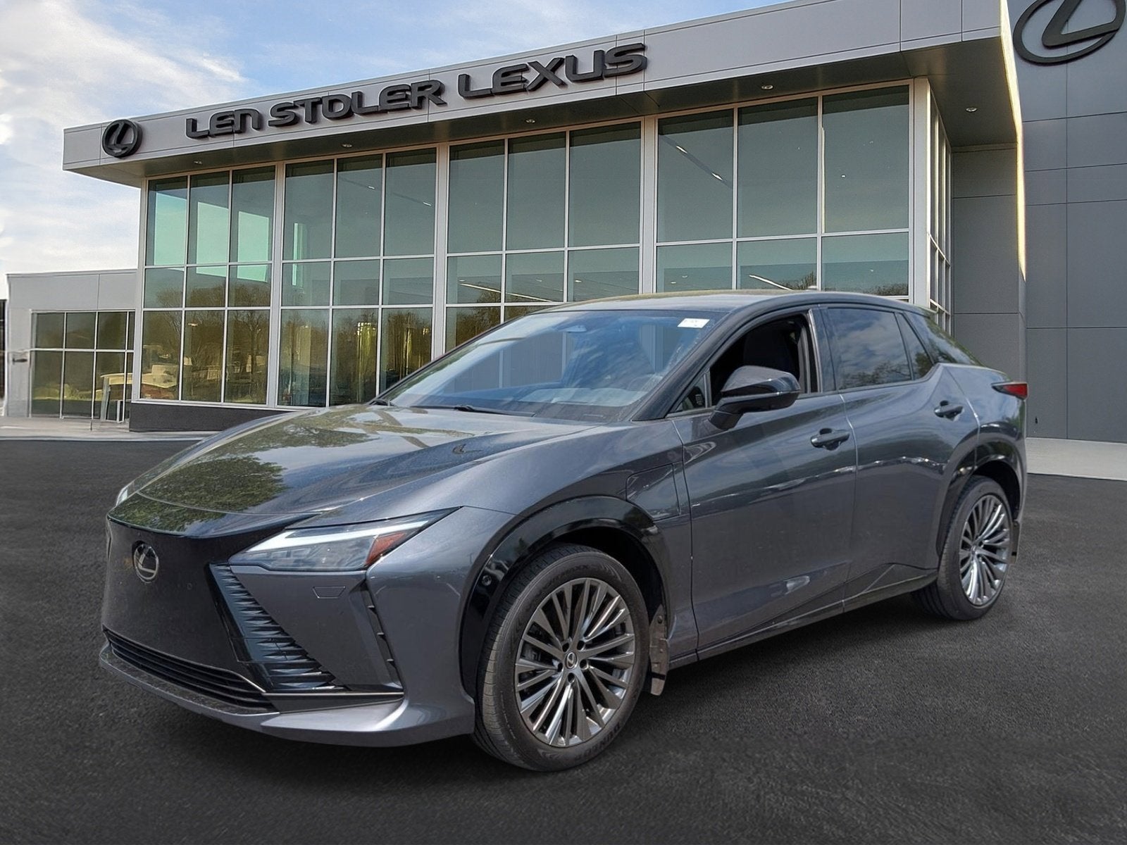 2023 Lexus RZ 450e Luxury AWD