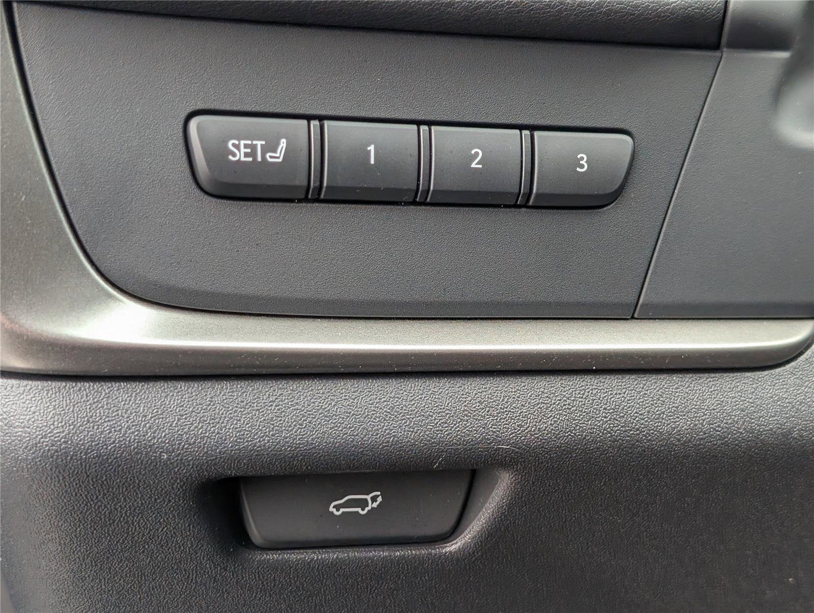 2025 Lexus RZ RZ 450e Premium