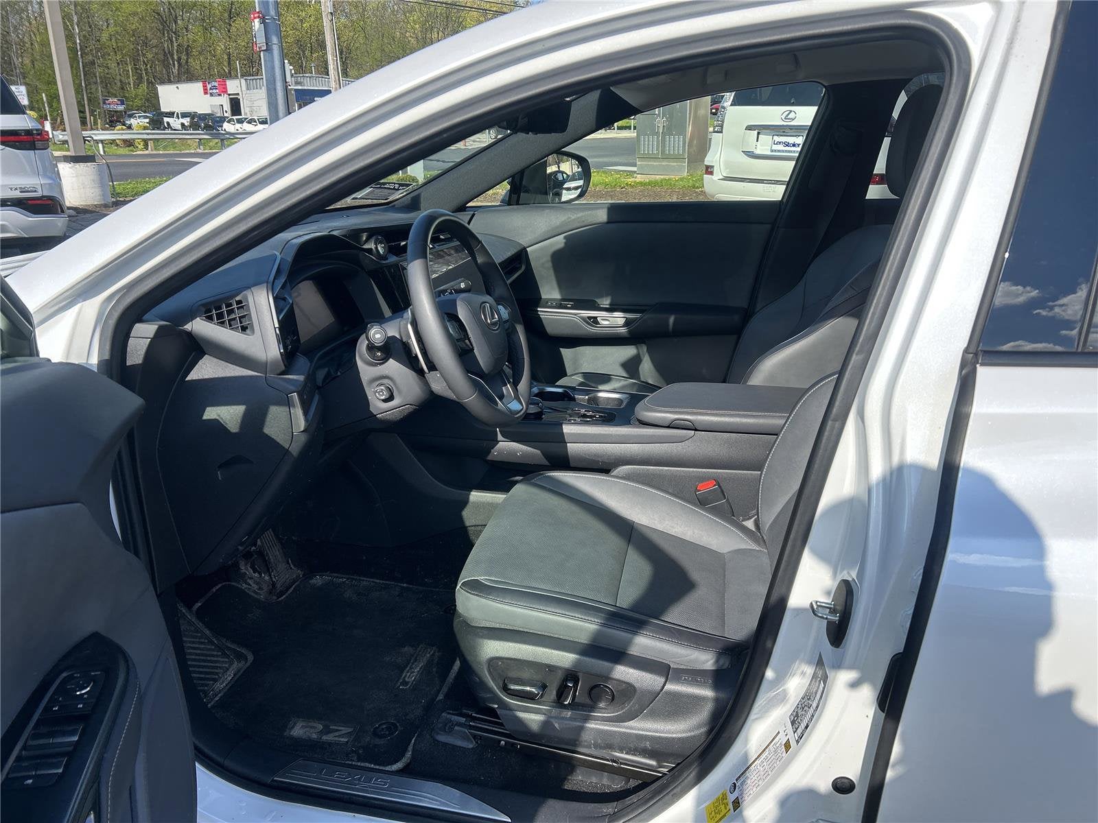 2023 Lexus RZ RZ 450e Luxury