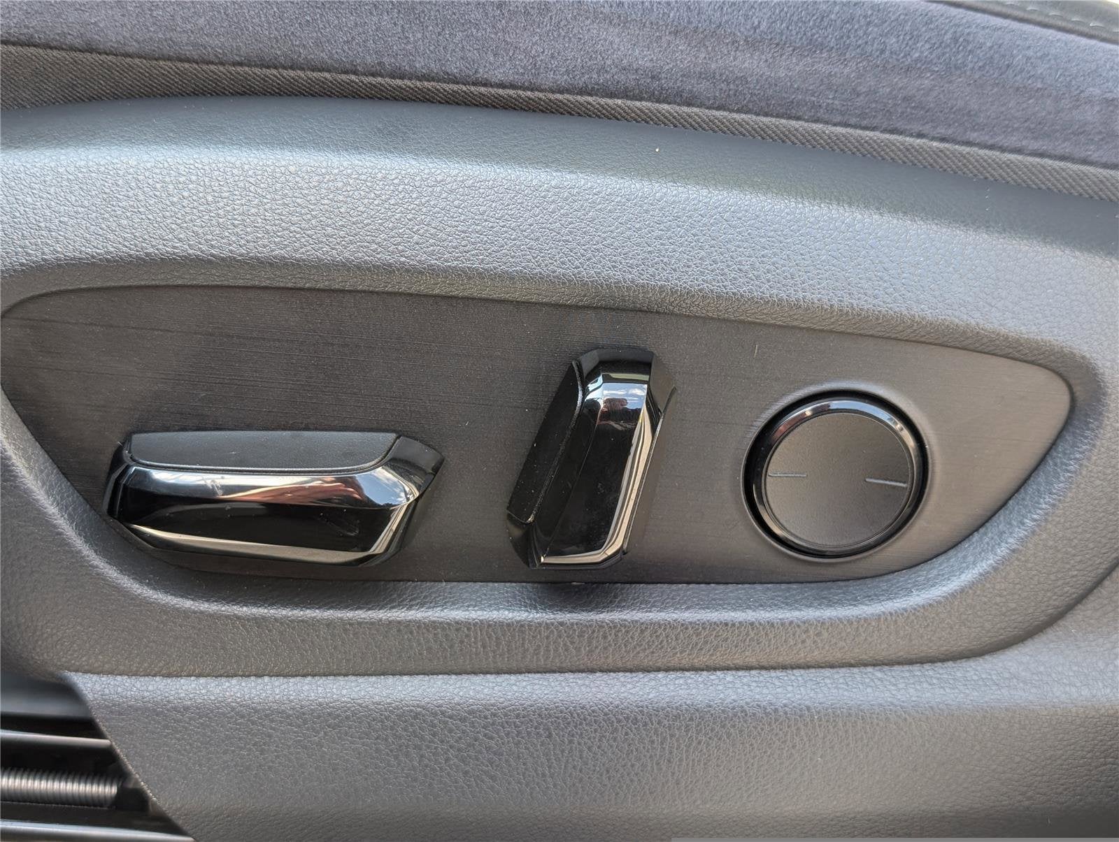 2023 Lexus RZ RZ 450e Luxury