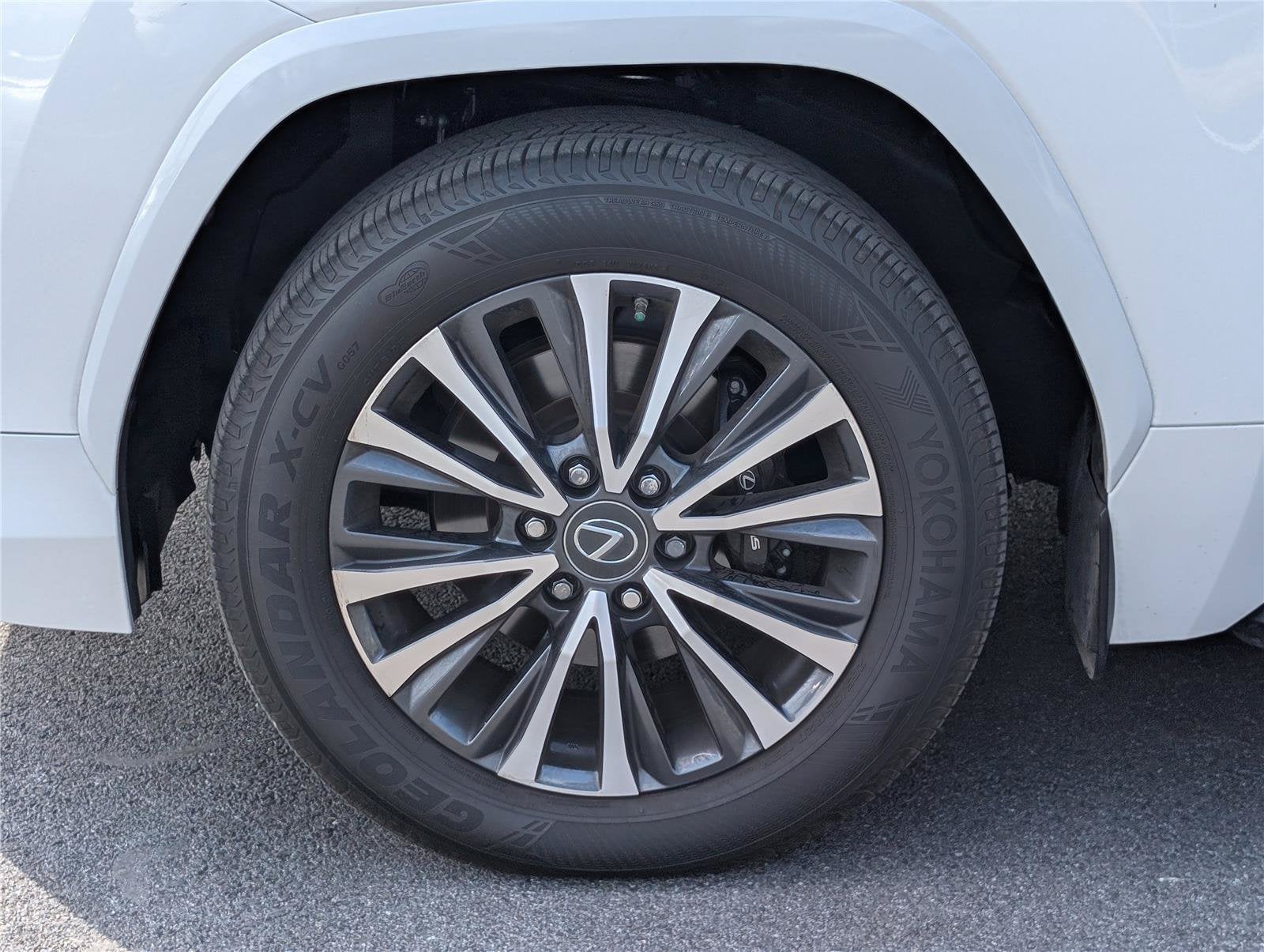 2023 Lexus LX 600 Premium 4WD