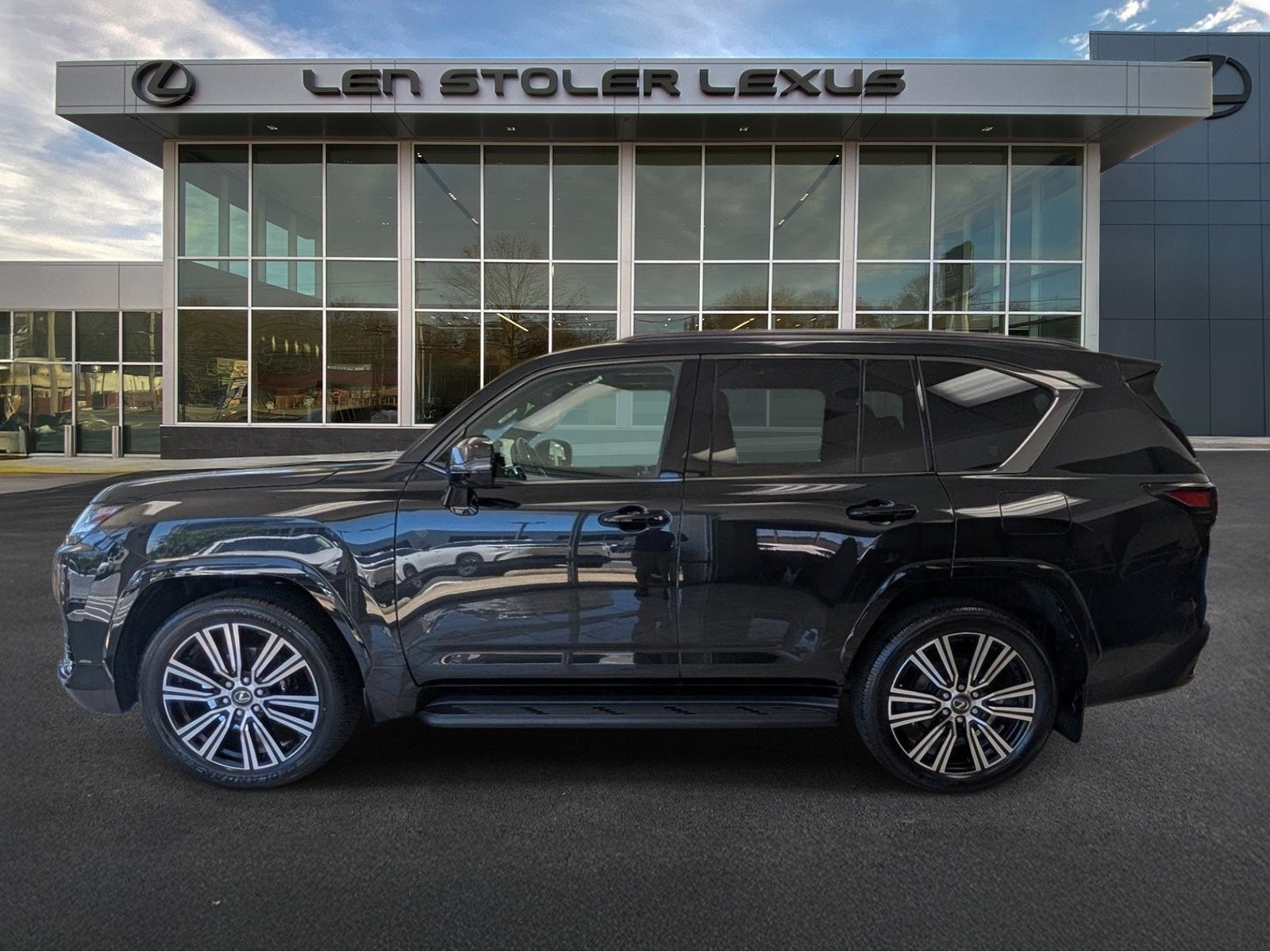 2024 Lexus LX 600 Luxury 4WD