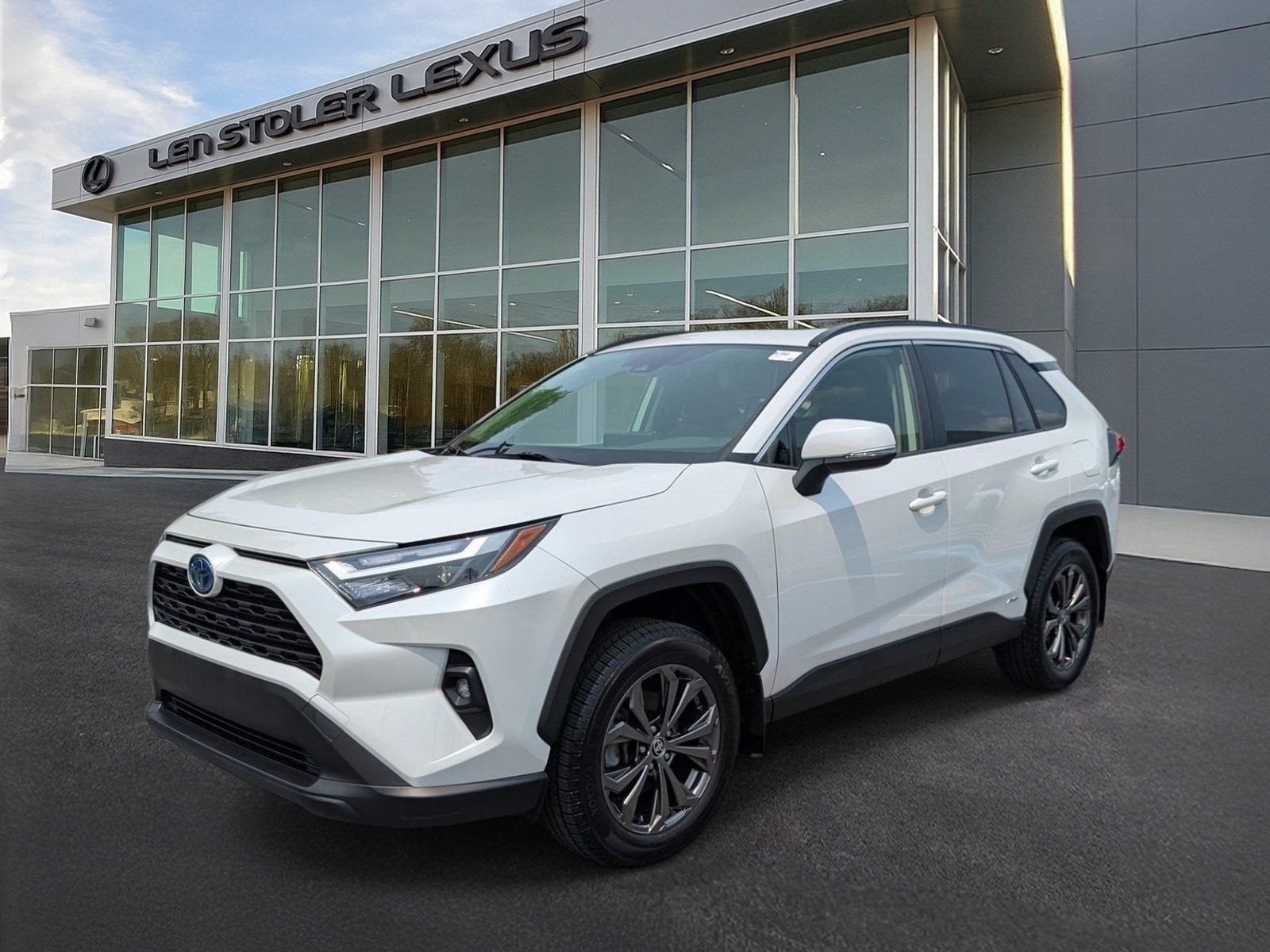 2023 Toyota RAV4 Hybrid XLE Premium