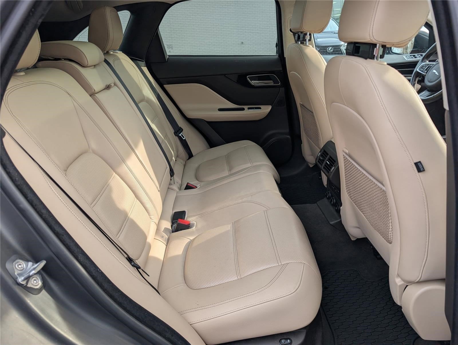 2019 Jaguar F-PACE 25t Prestige