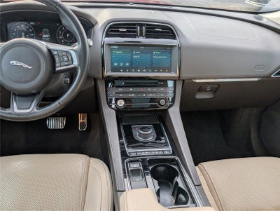2019 Jaguar F-PACE 25t Prestige