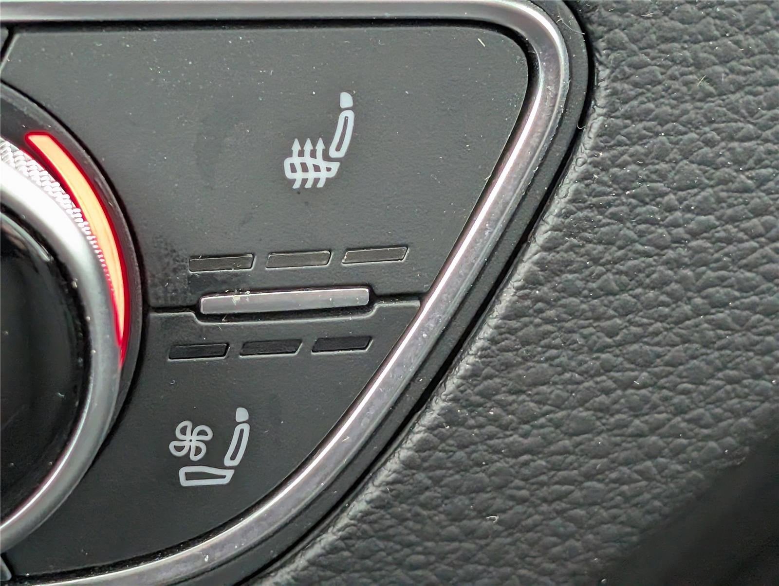 2023 Audi Q5 Premium Plus