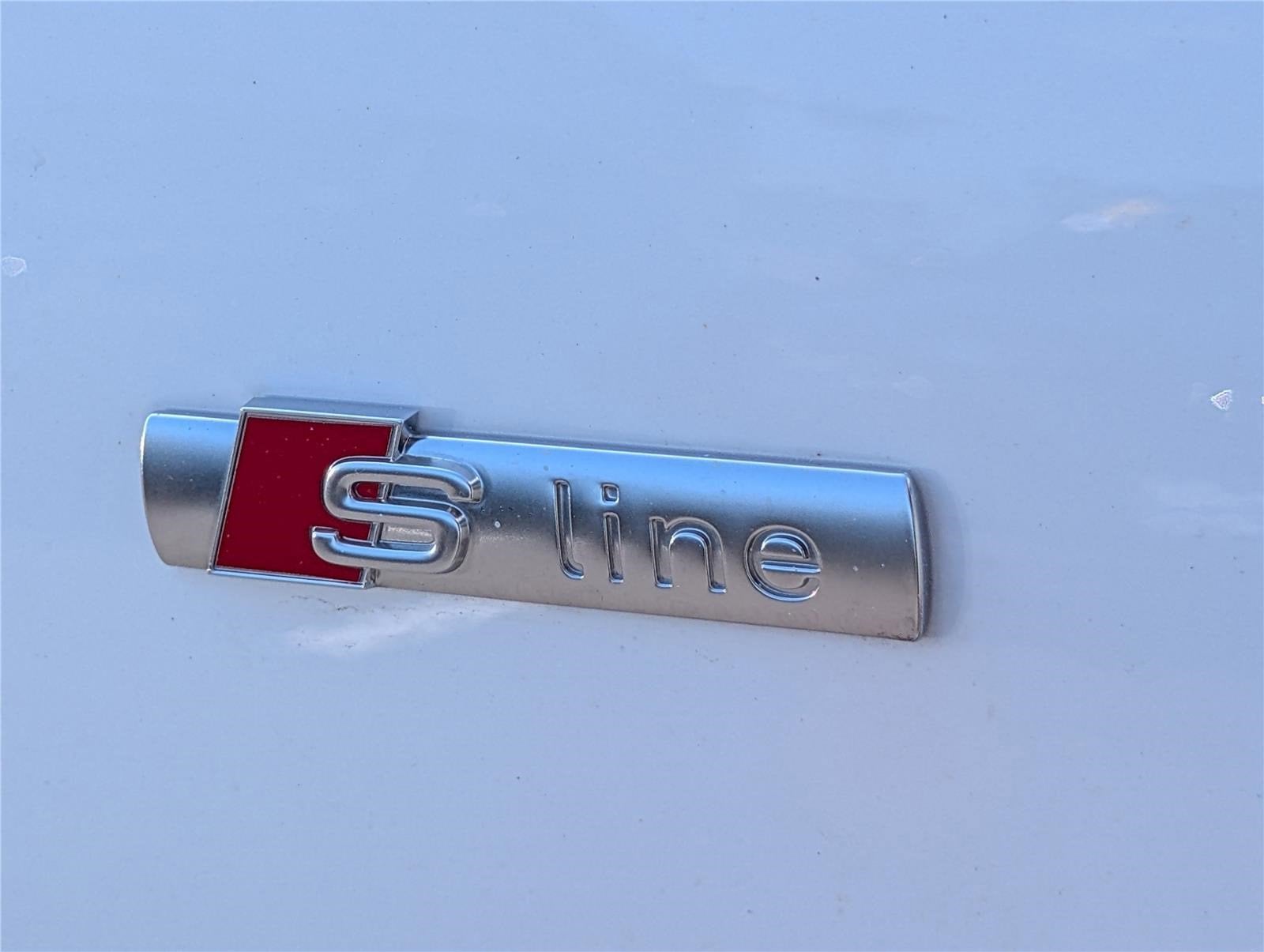 2024 Audi Q3 S line Premium