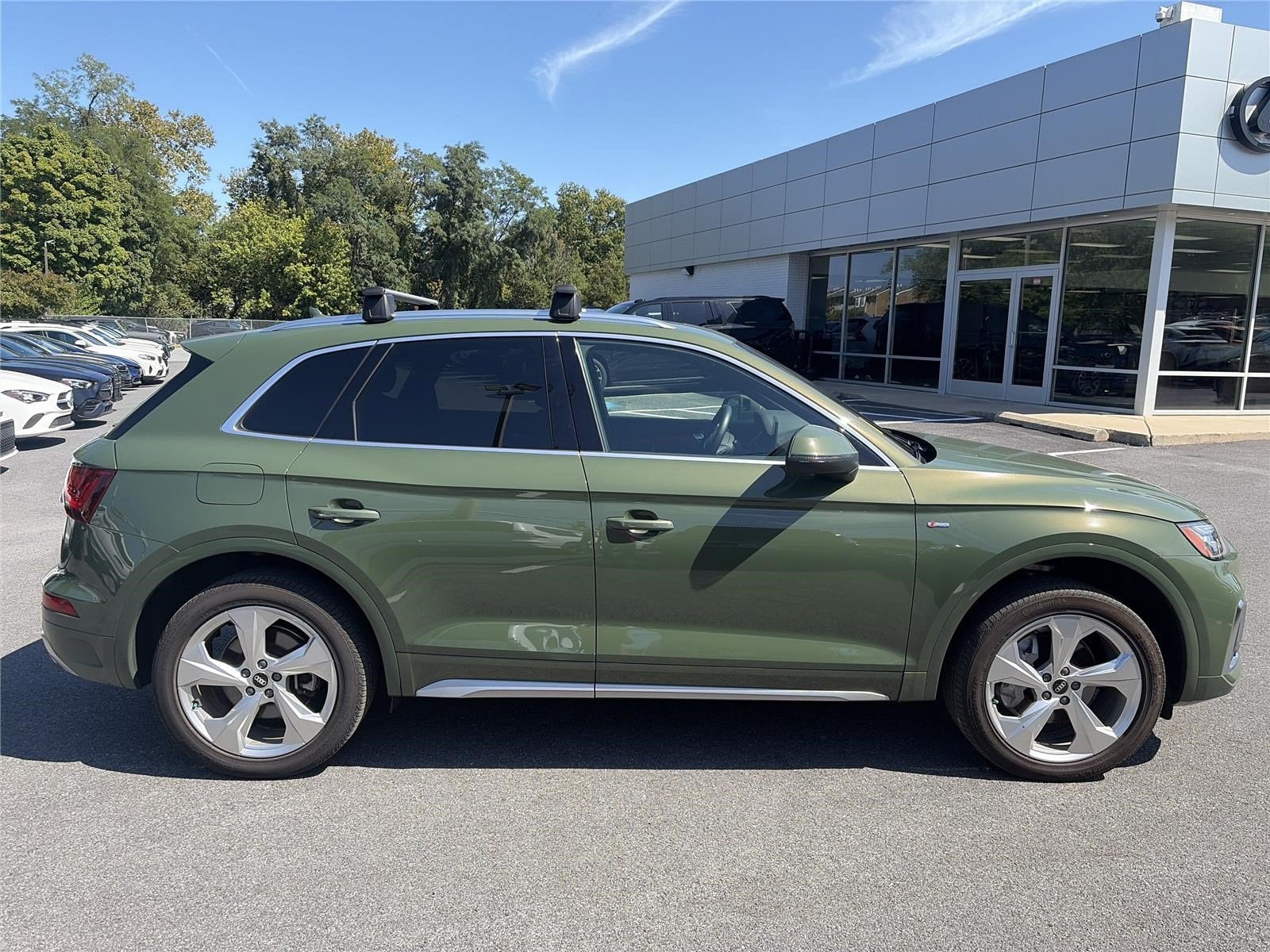 2022 Audi Q5 S line Premium Plus