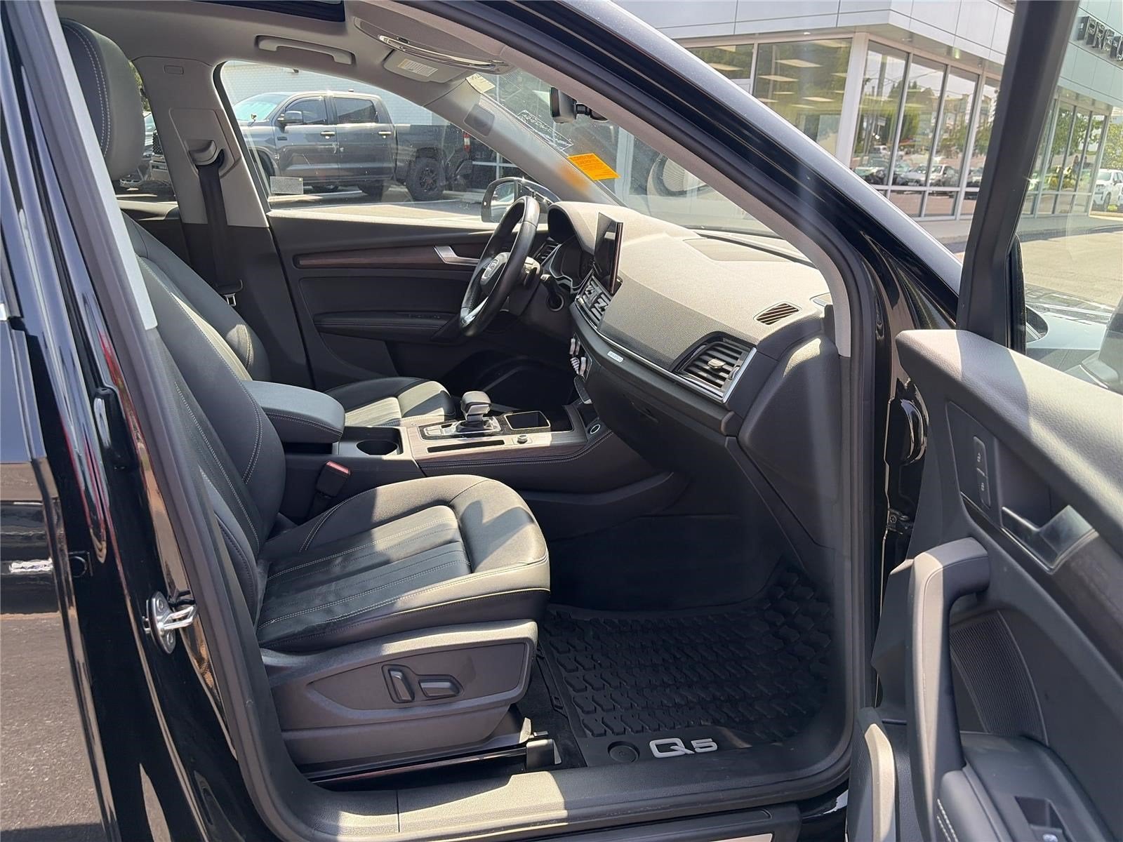 2023 Audi Q5 S line Premium Plus