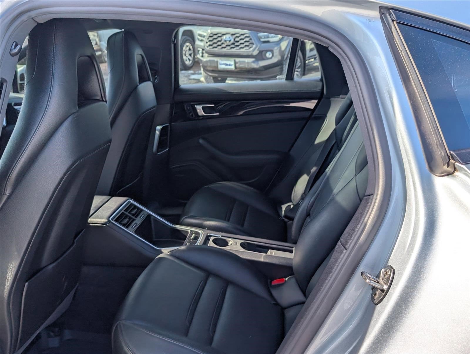 2018 Porsche Panamera 4S