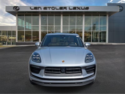 2024 Porsche Macan Base