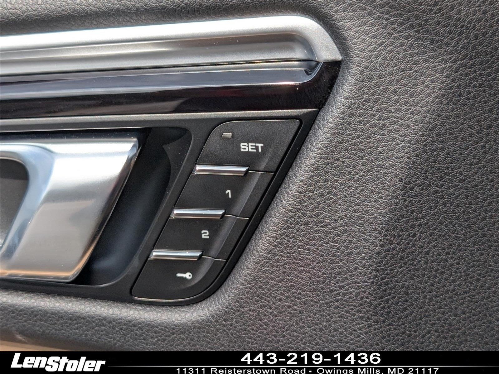 2019 Porsche Macan AWD
