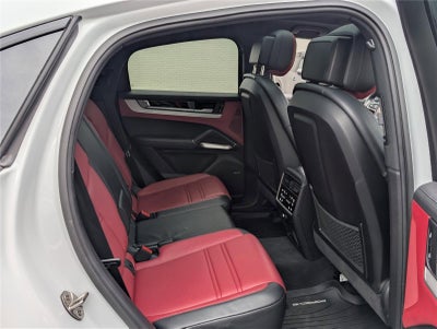 2024 Porsche Cayenne Coupe AWD