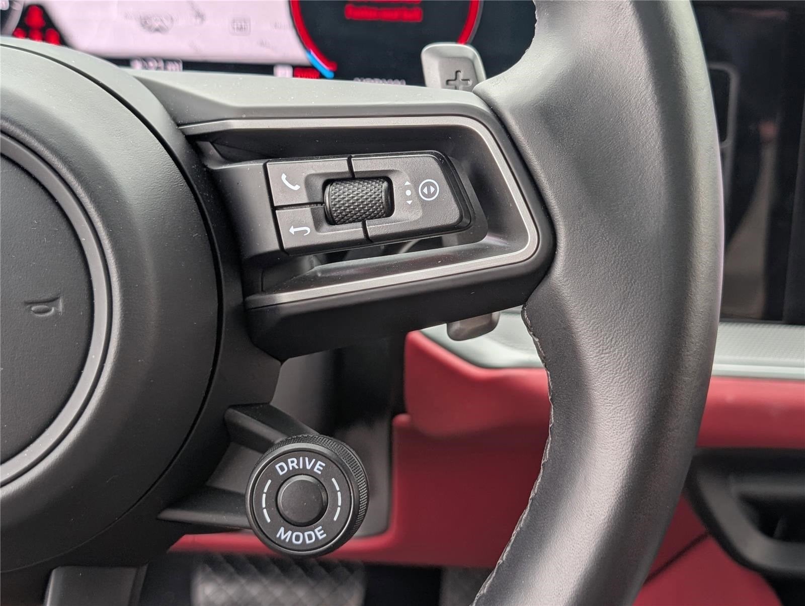 2024 Porsche Cayenne Coupe AWD