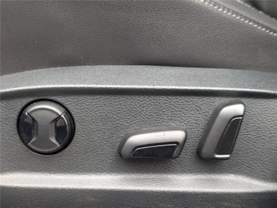 2016 Volkswagen Golf R 4dr HB DSG