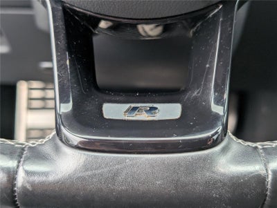 2016 Volkswagen Golf R 4dr HB DSG