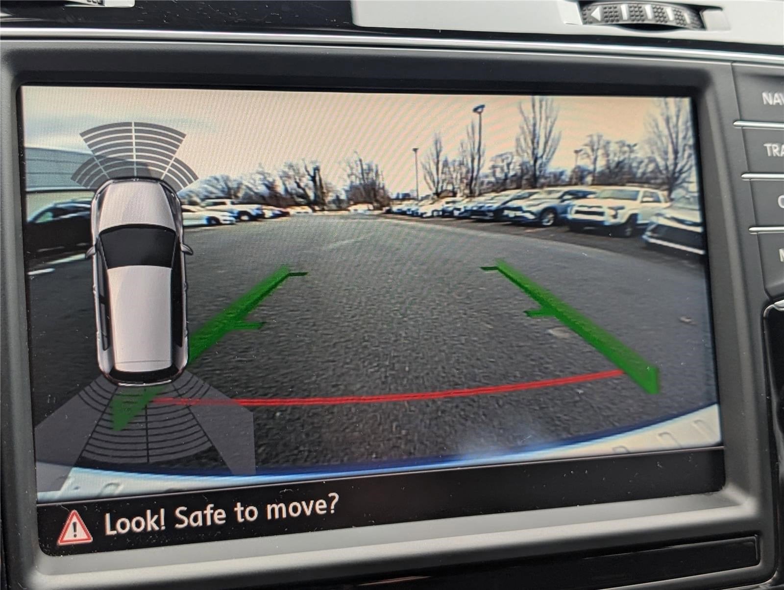 2016 Volkswagen Golf R 4dr HB DSG