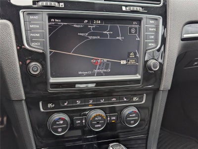 2016 Volkswagen Golf R 4dr HB DSG