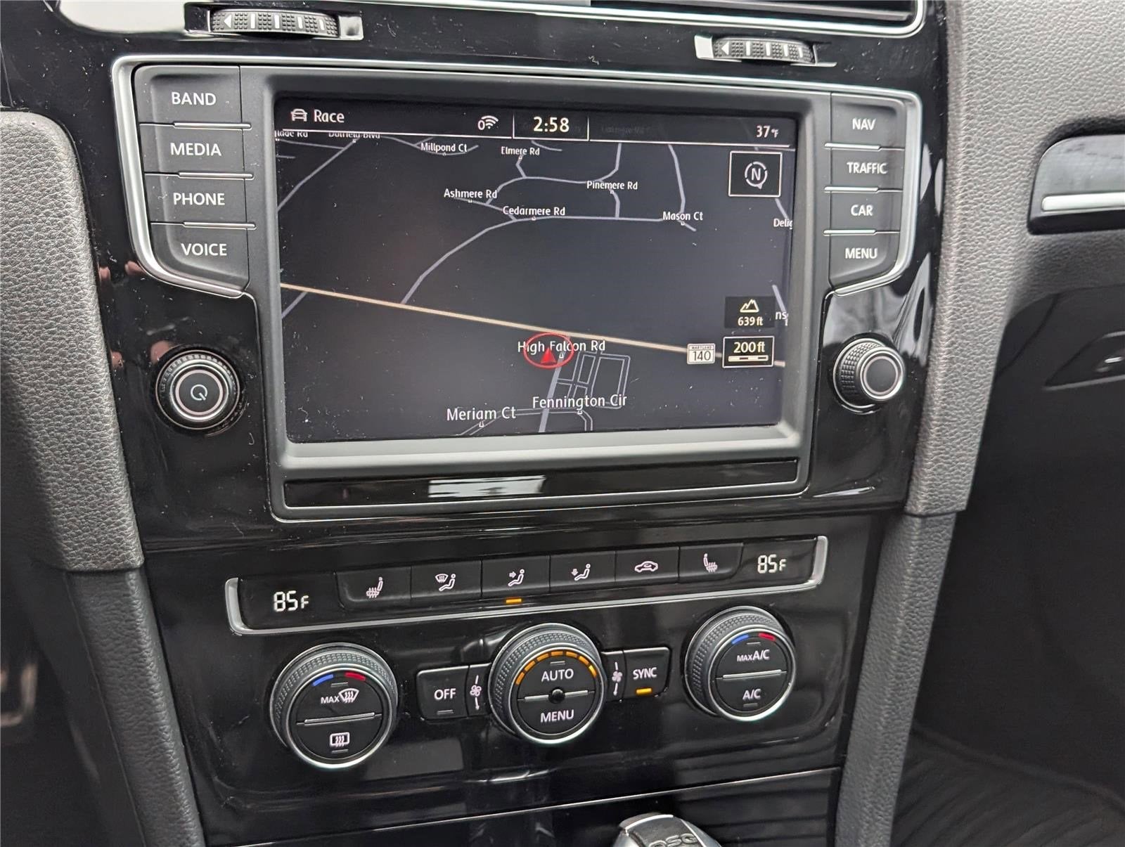 2016 Volkswagen Golf R 4dr HB DSG