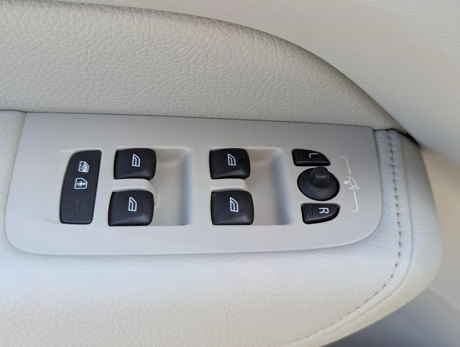 2020 Volvo XC60 Inscription