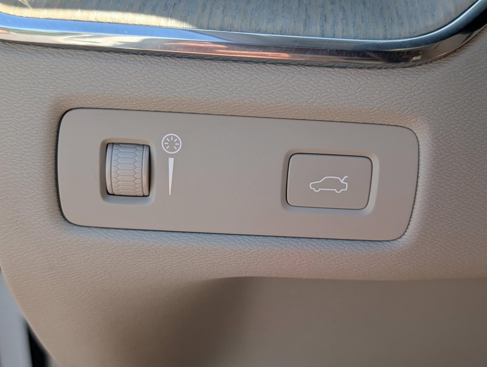 2020 Volvo XC60 Inscription