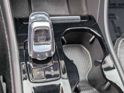 2023 Volvo XC40 Ultimate Dark Theme