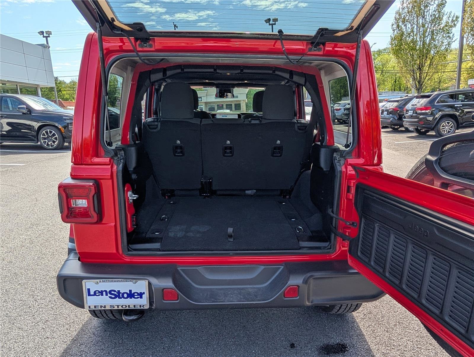 2025 Jeep Wrangler Sahara