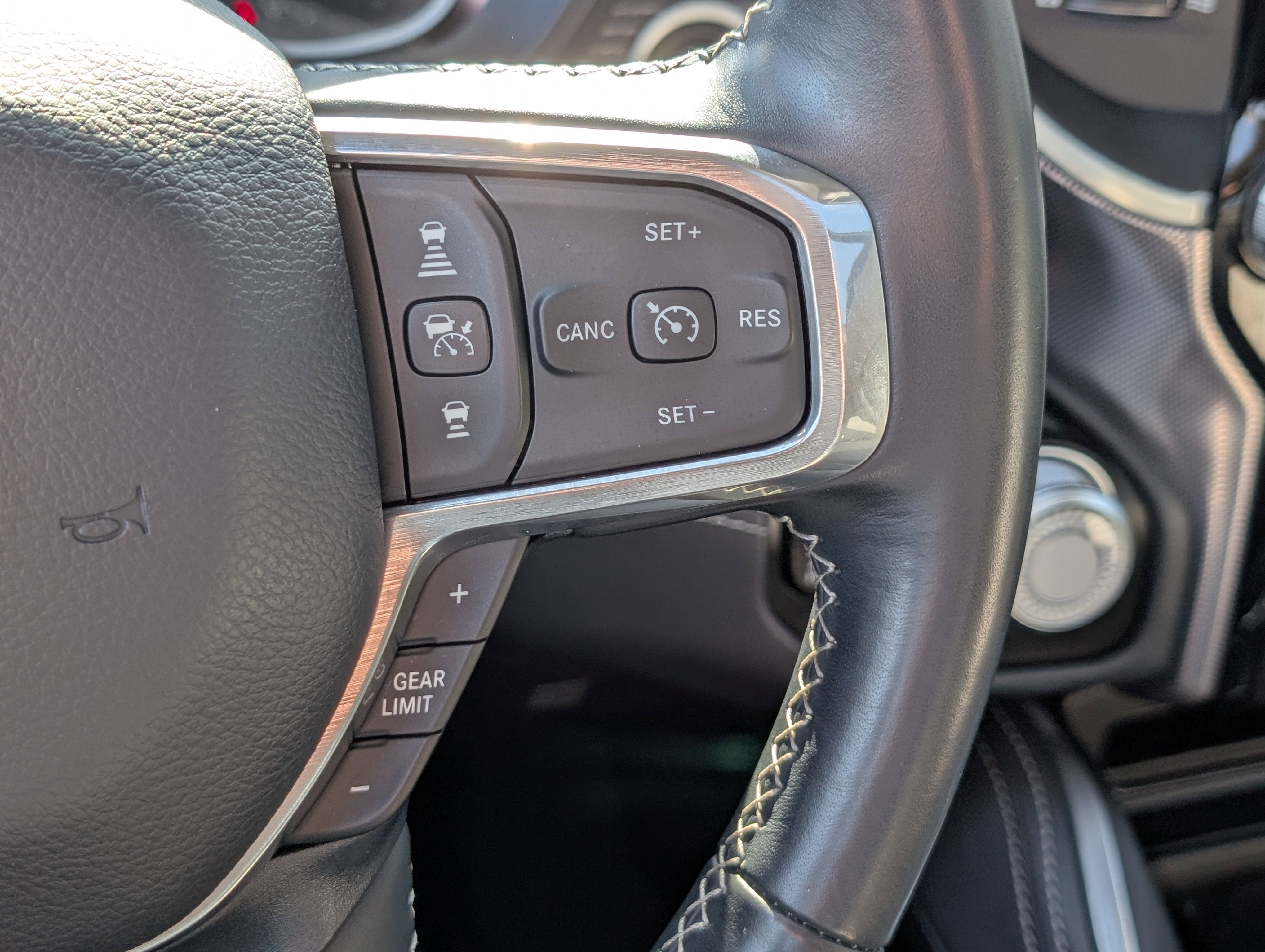 2024 RAM 1500 Limited