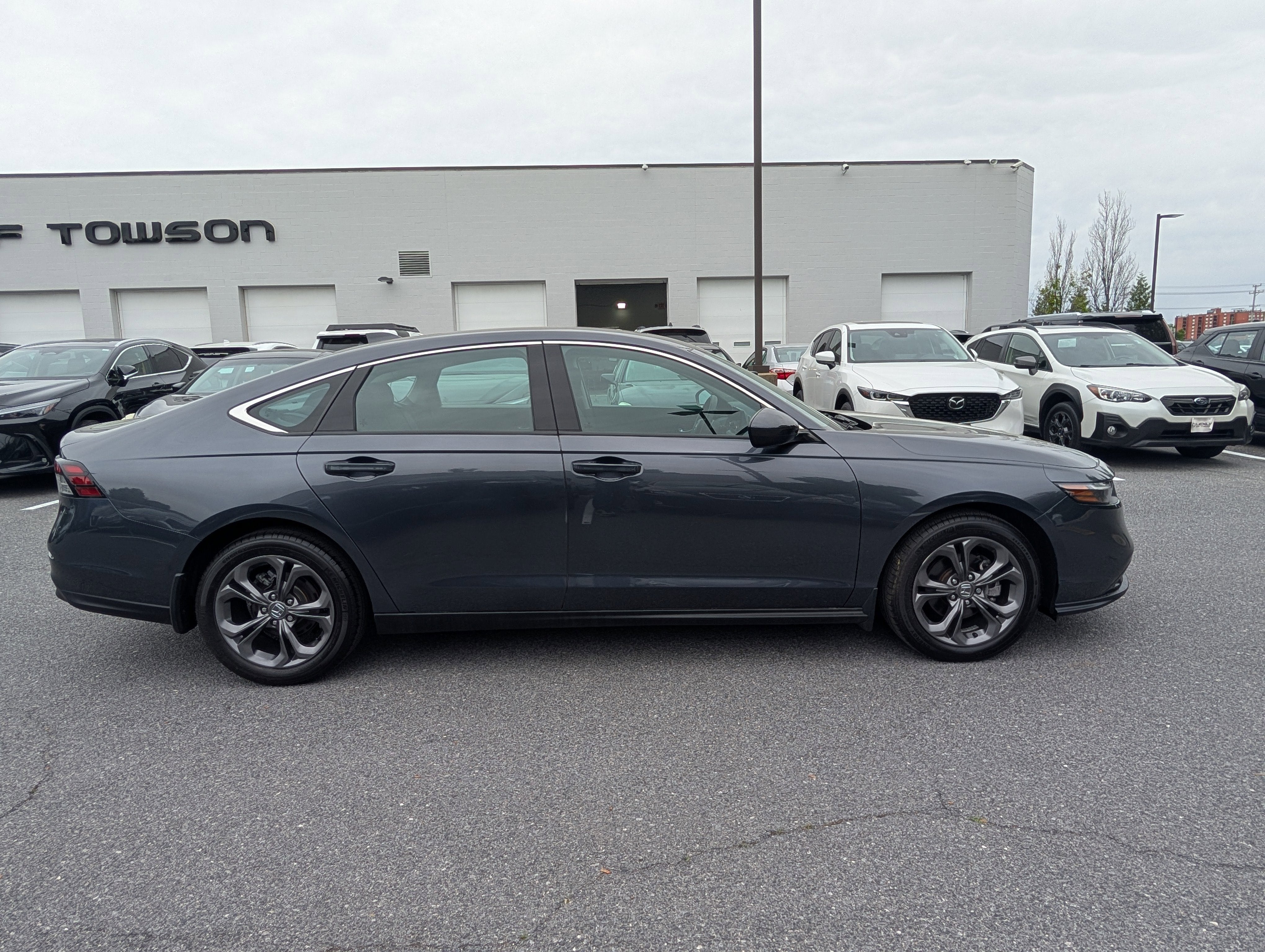 2023 Honda Accord Sedan EX