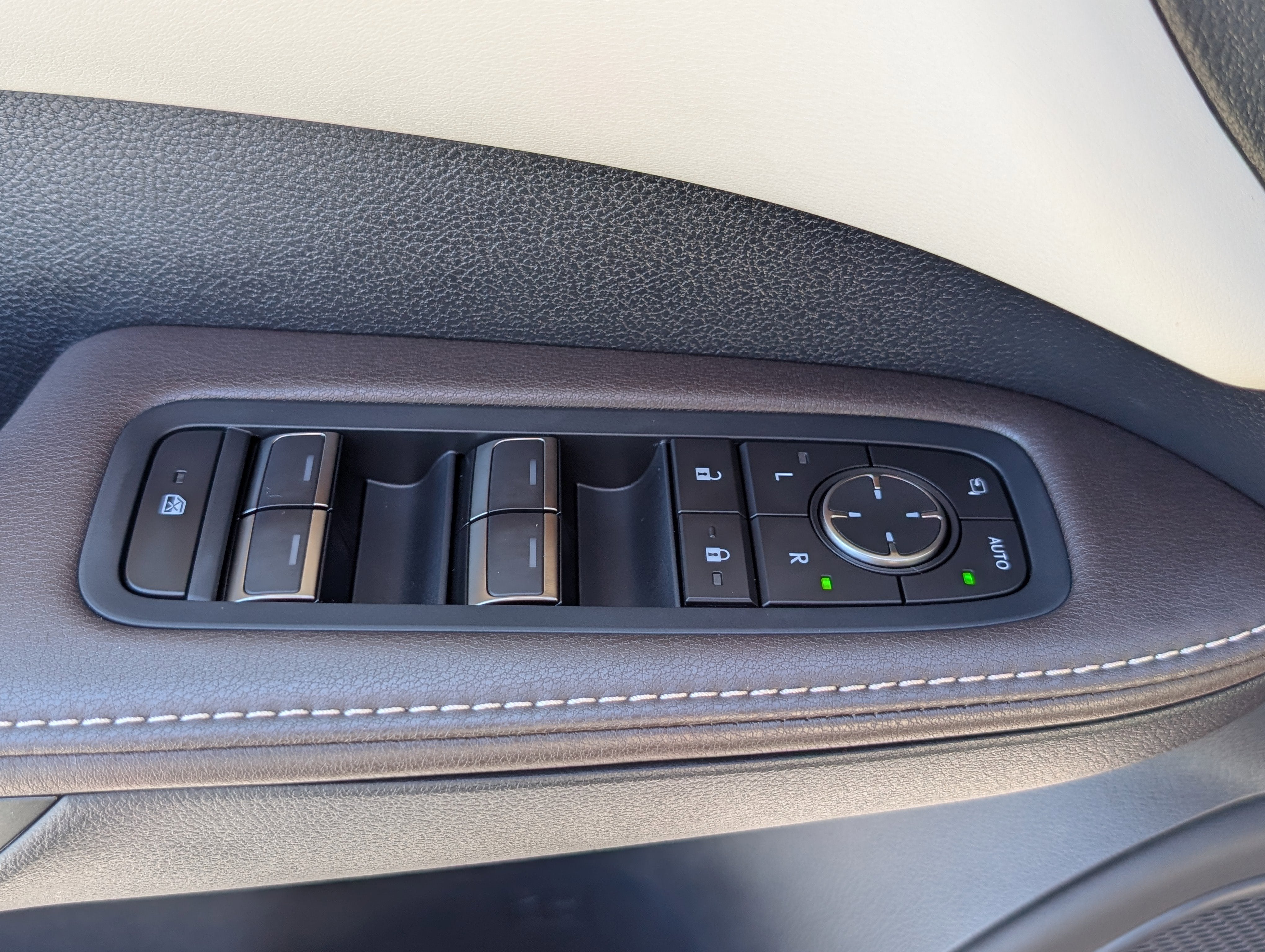 2025 Lexus RX RX 350h Luxury