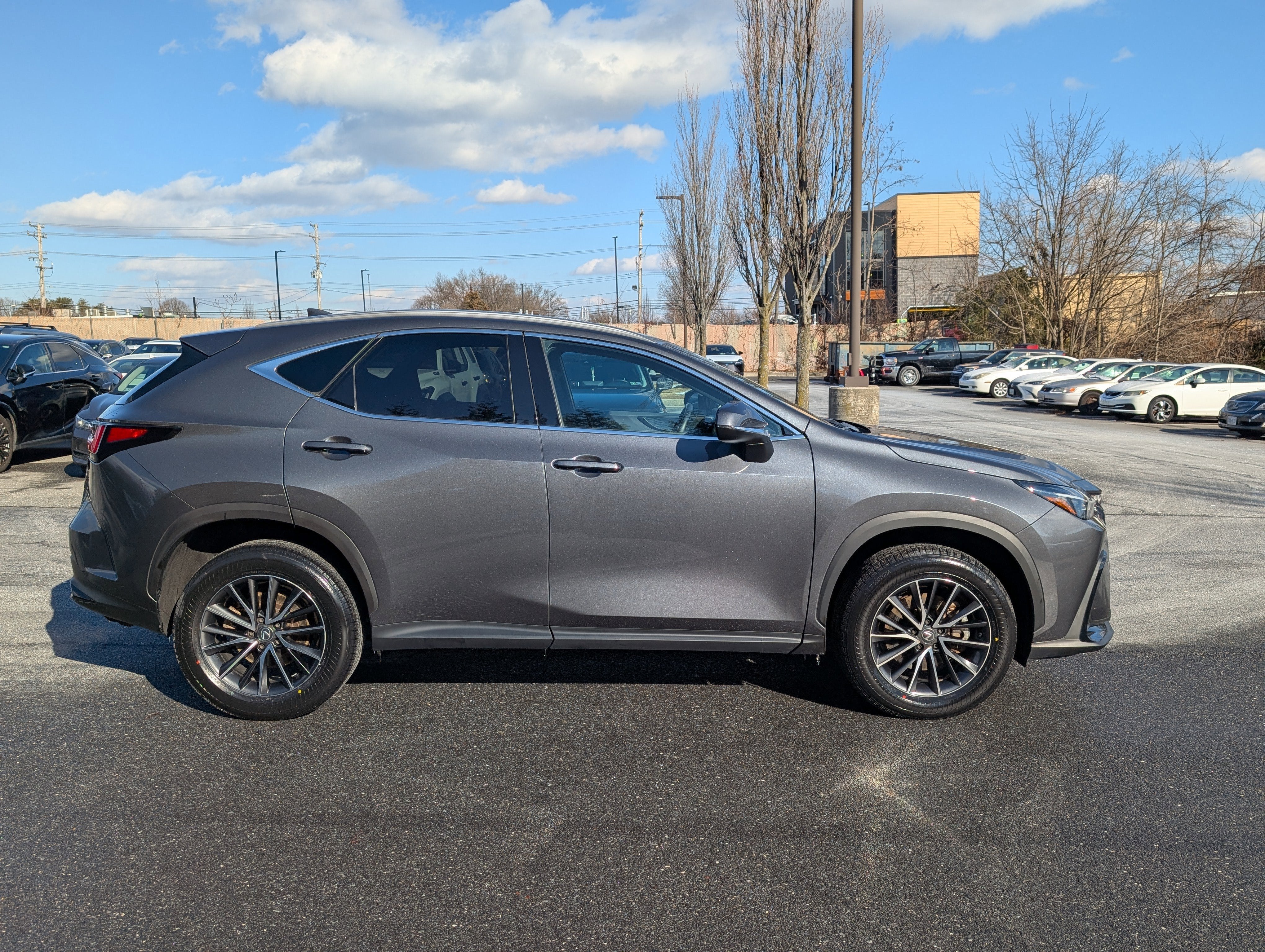 2024 Lexus NX 350h Premium