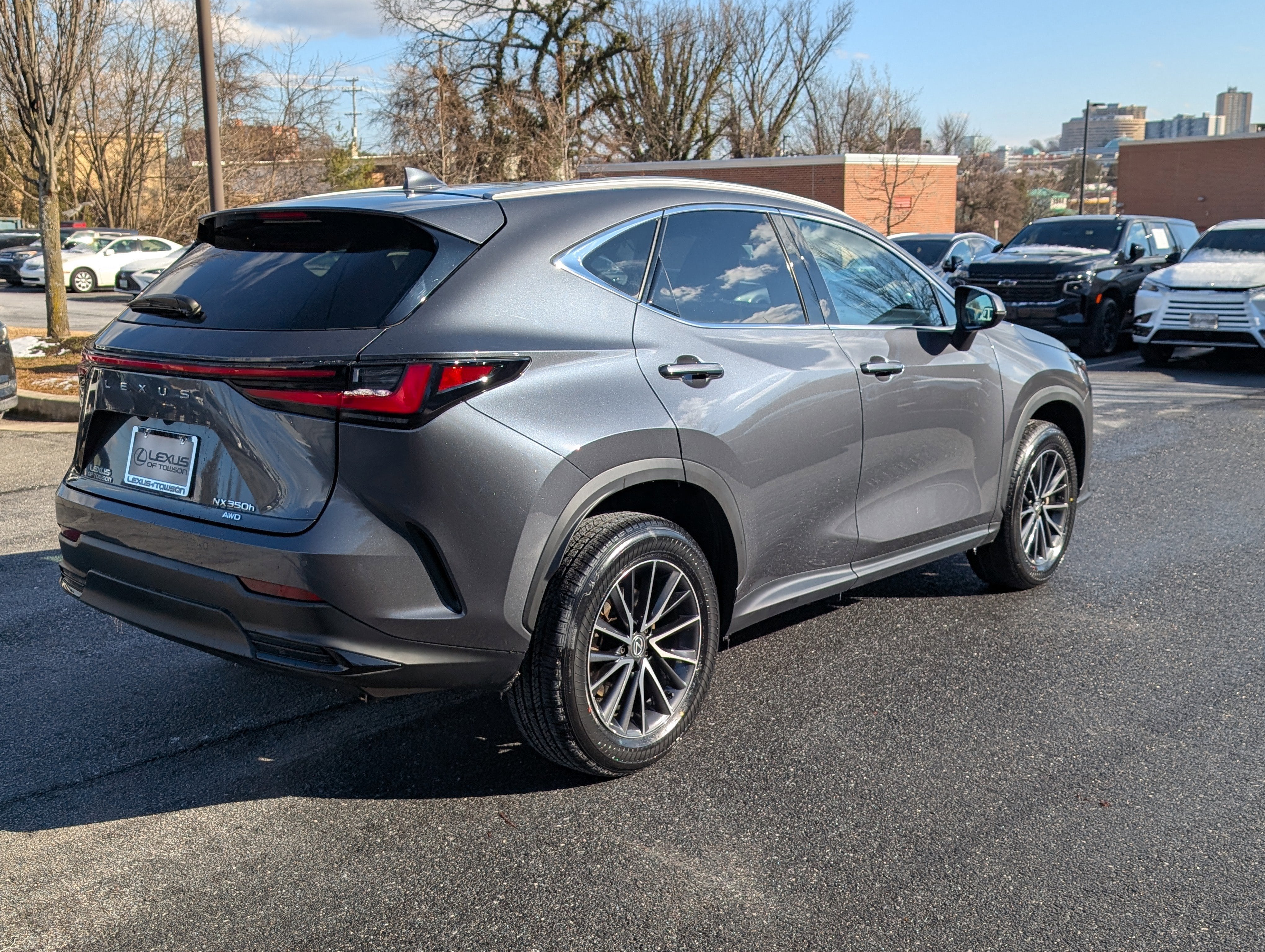 2024 Lexus NX 350h Premium