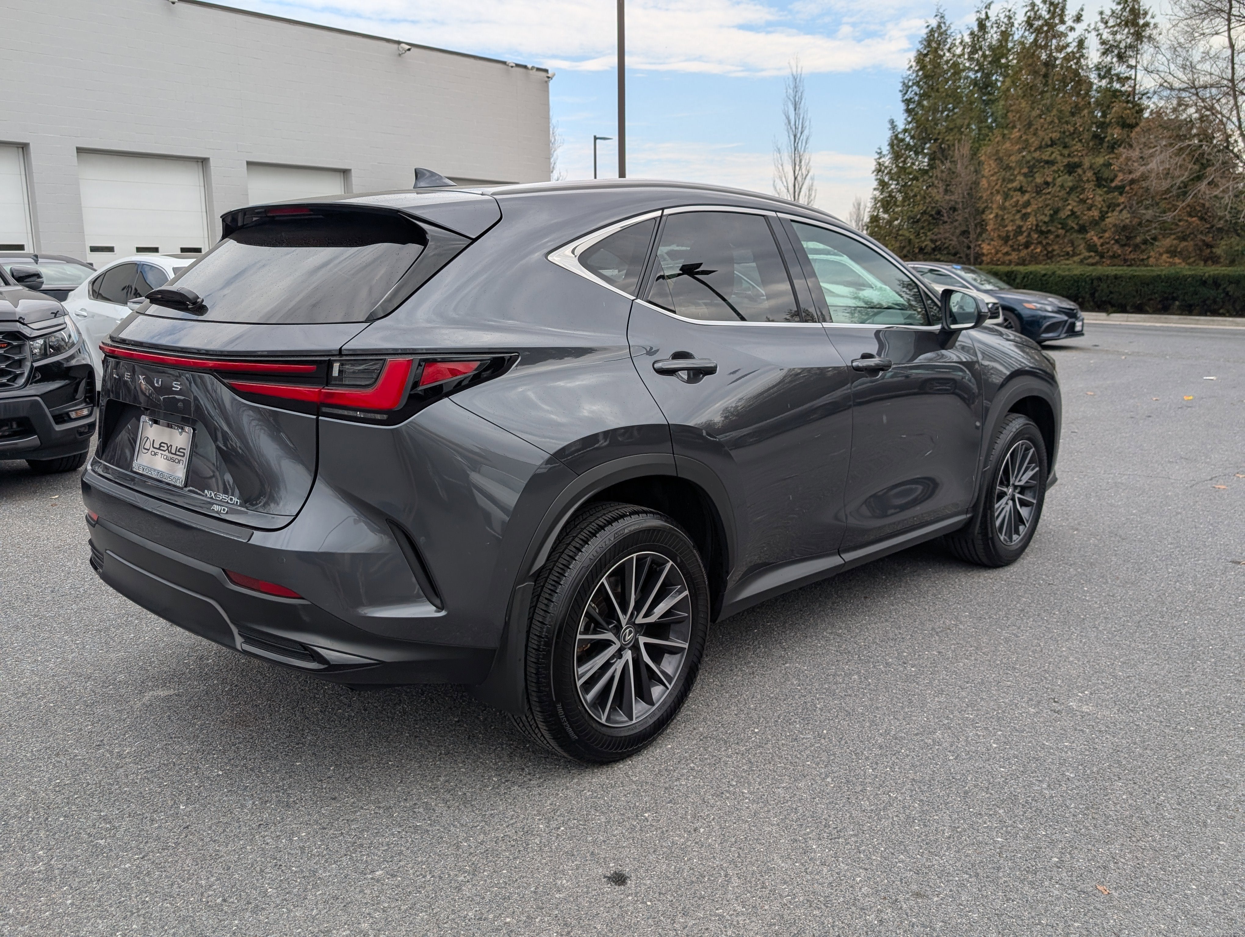 2024 Lexus NX 350h Premium