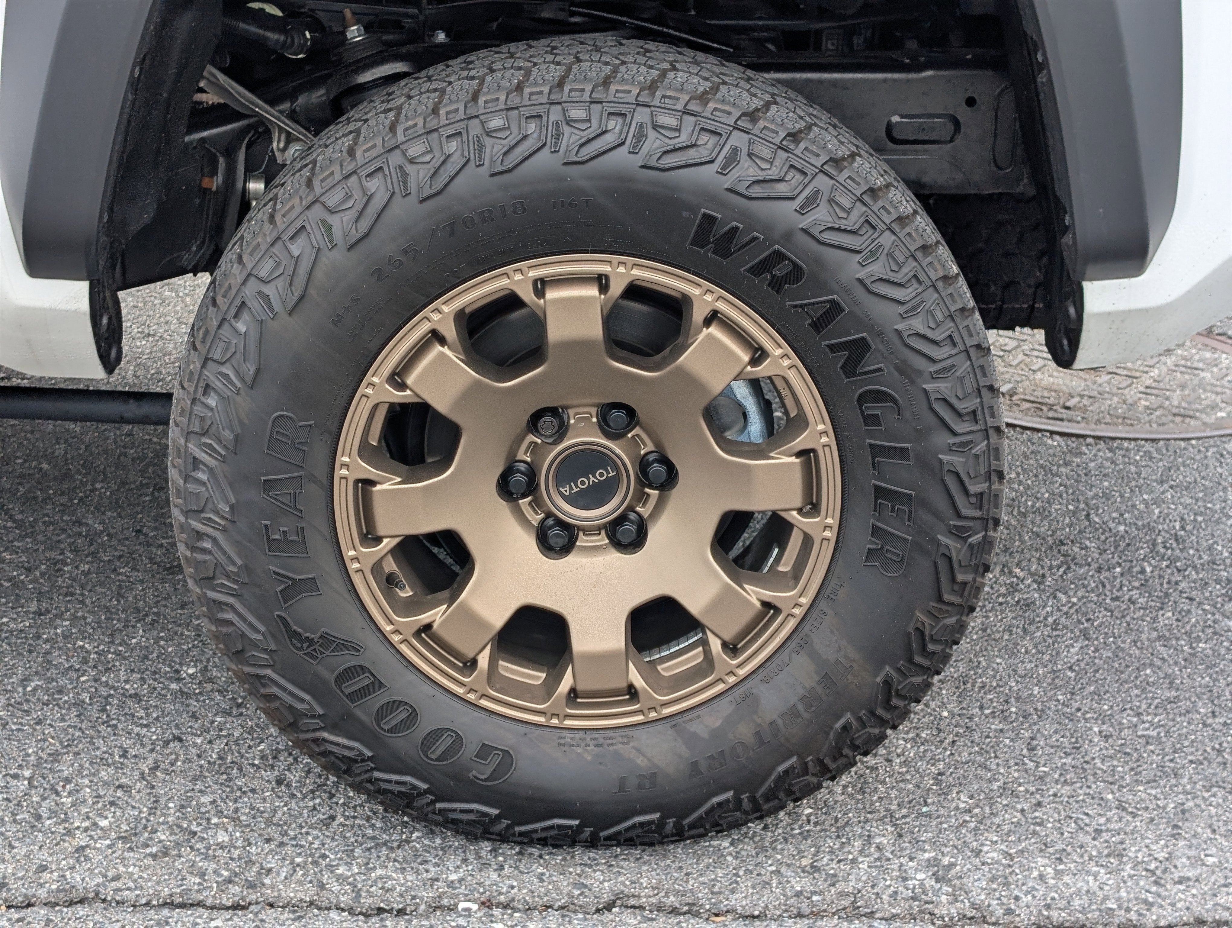 2024 Toyota Tacoma 4WD Trailhunter Hybrid