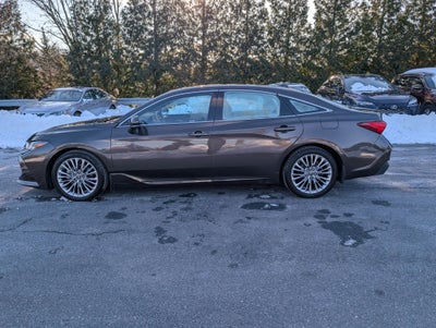 2019 Toyota Avalon Hybrid Limited