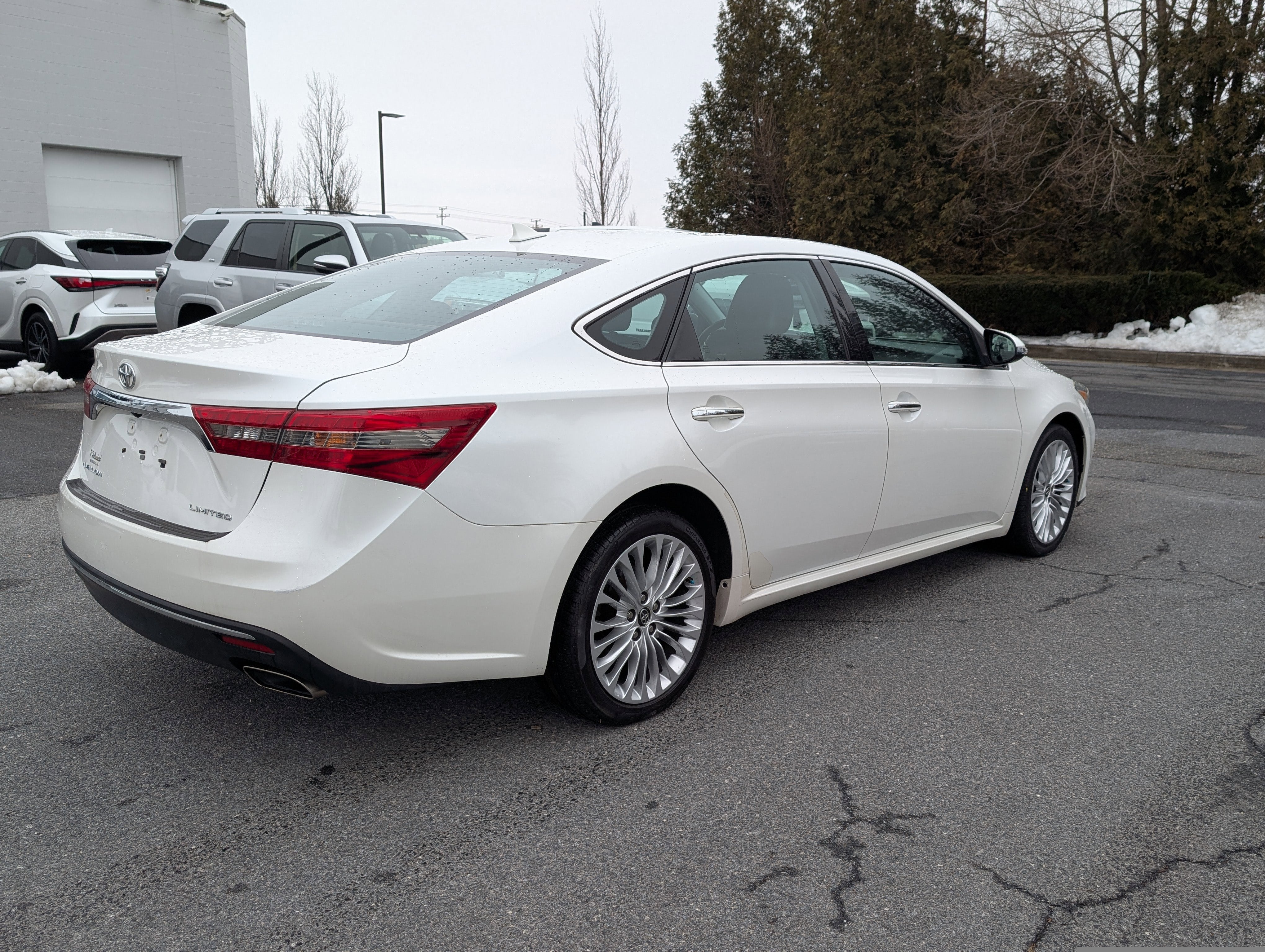2016 Toyota Avalon Limited