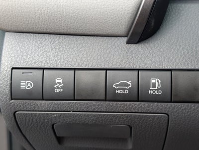 2022 Toyota Camry Hybrid XLE