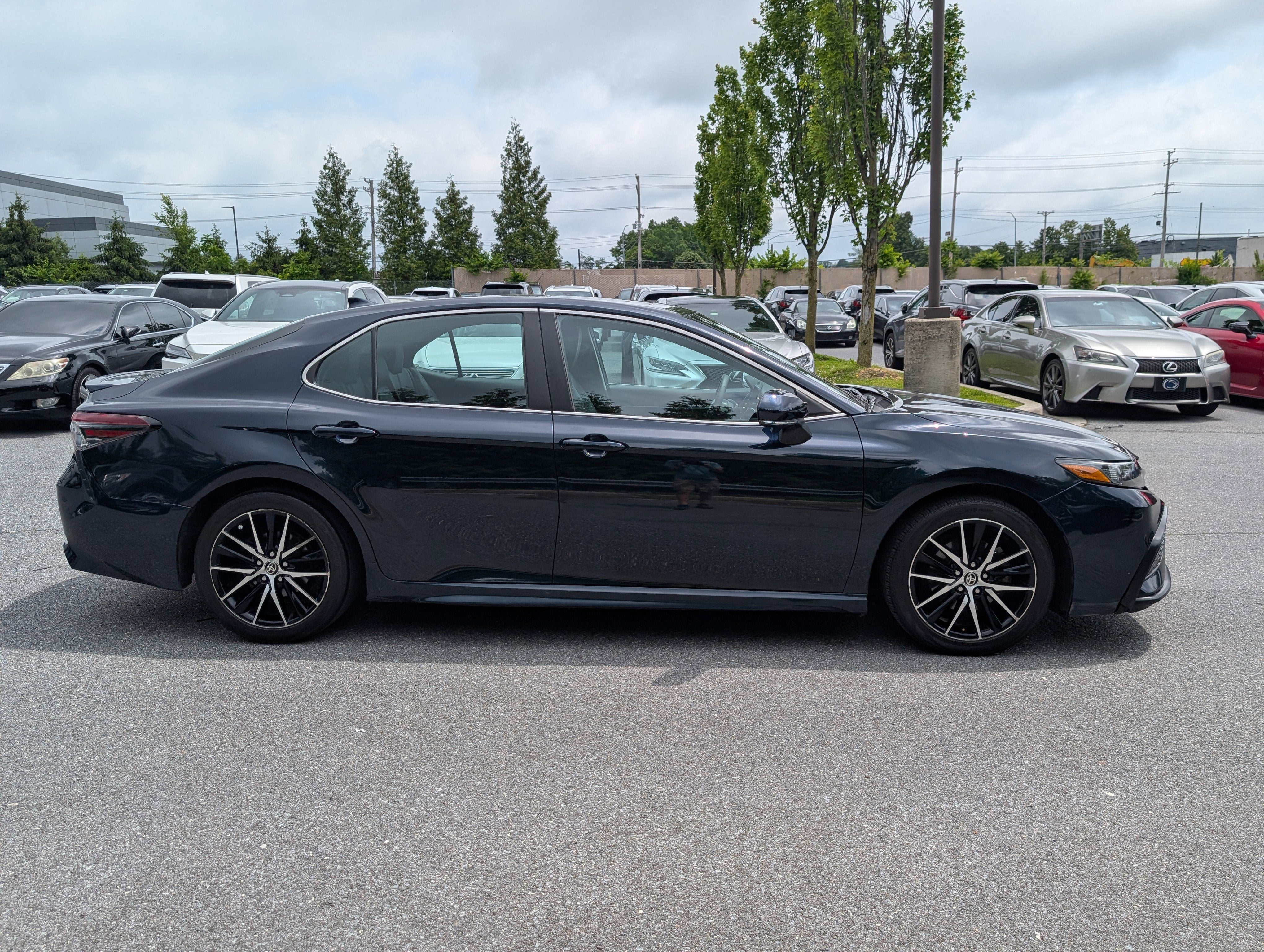 2021 Toyota Camry SE