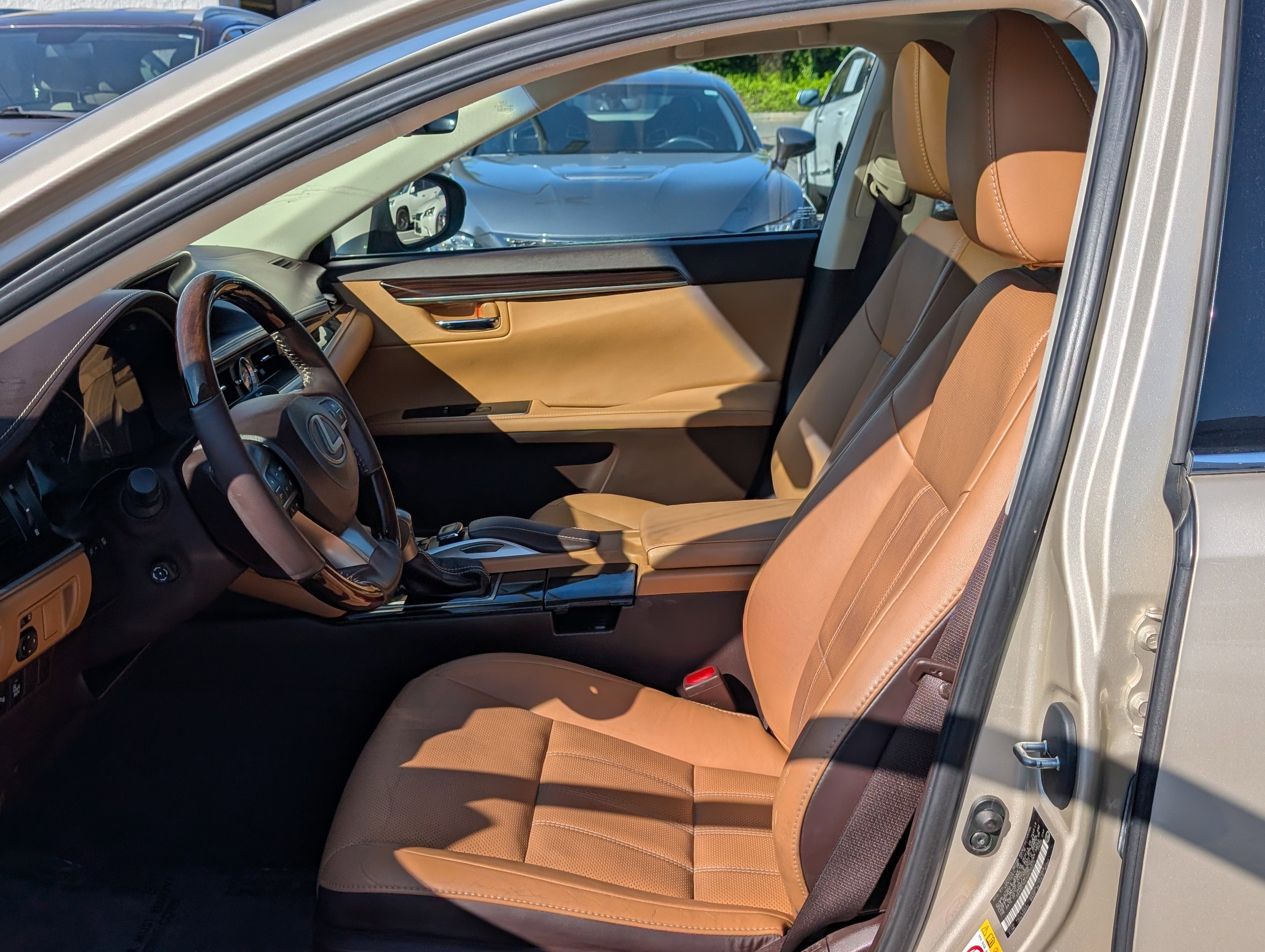 2016 Lexus ES 350 4dr Sdn