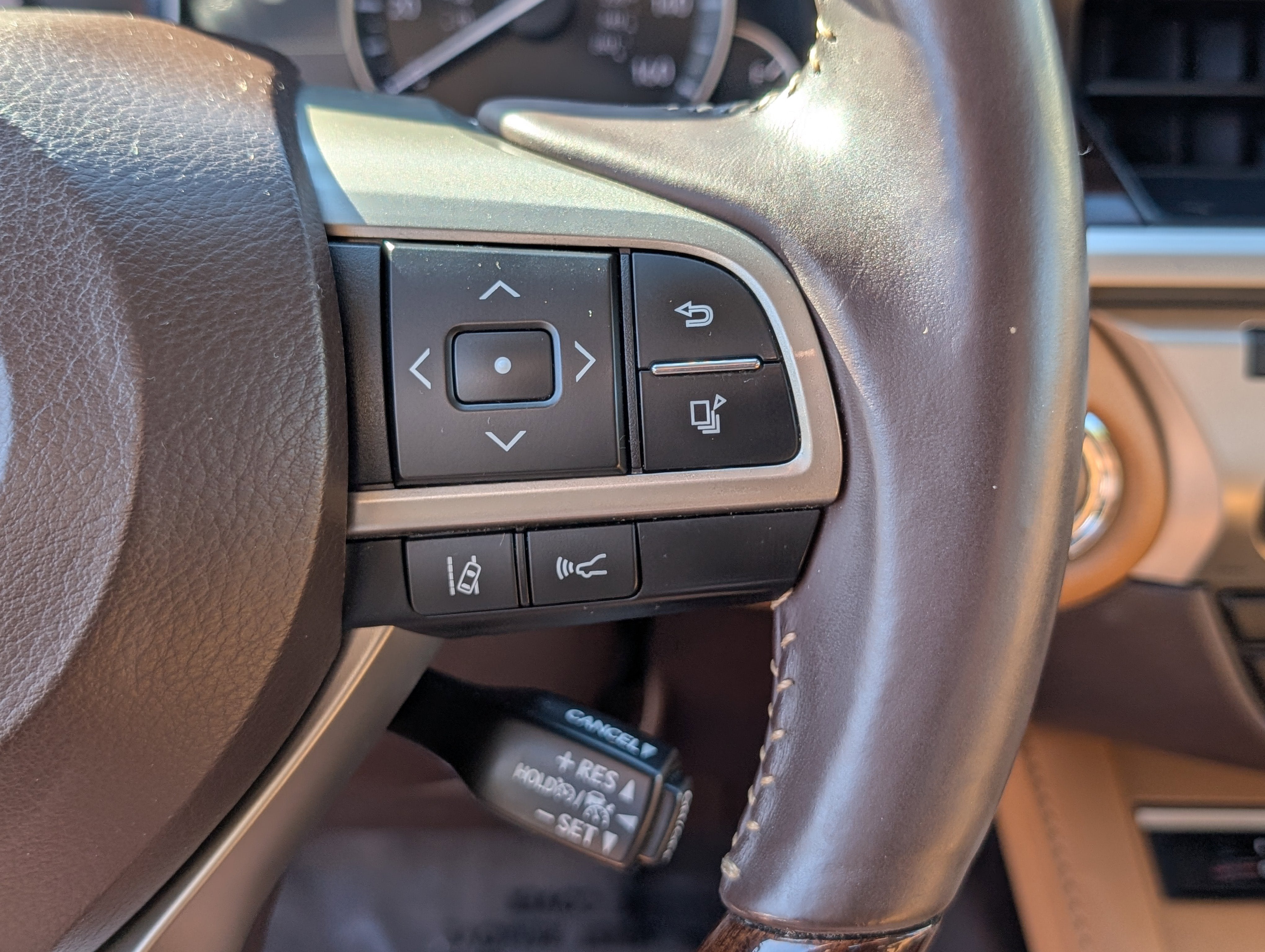 2016 Lexus ES 350 4dr Sdn