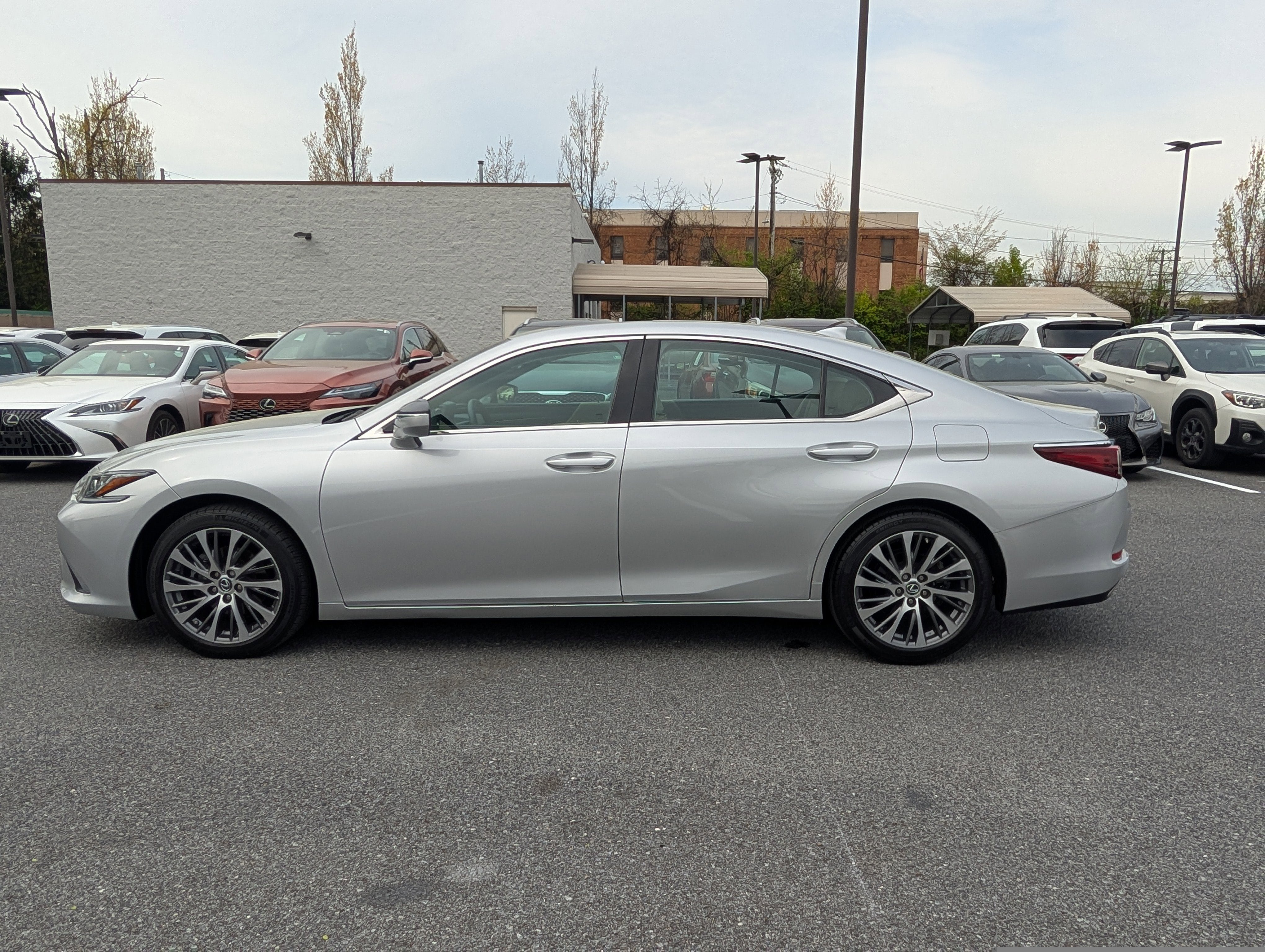 2019 Lexus ES 350