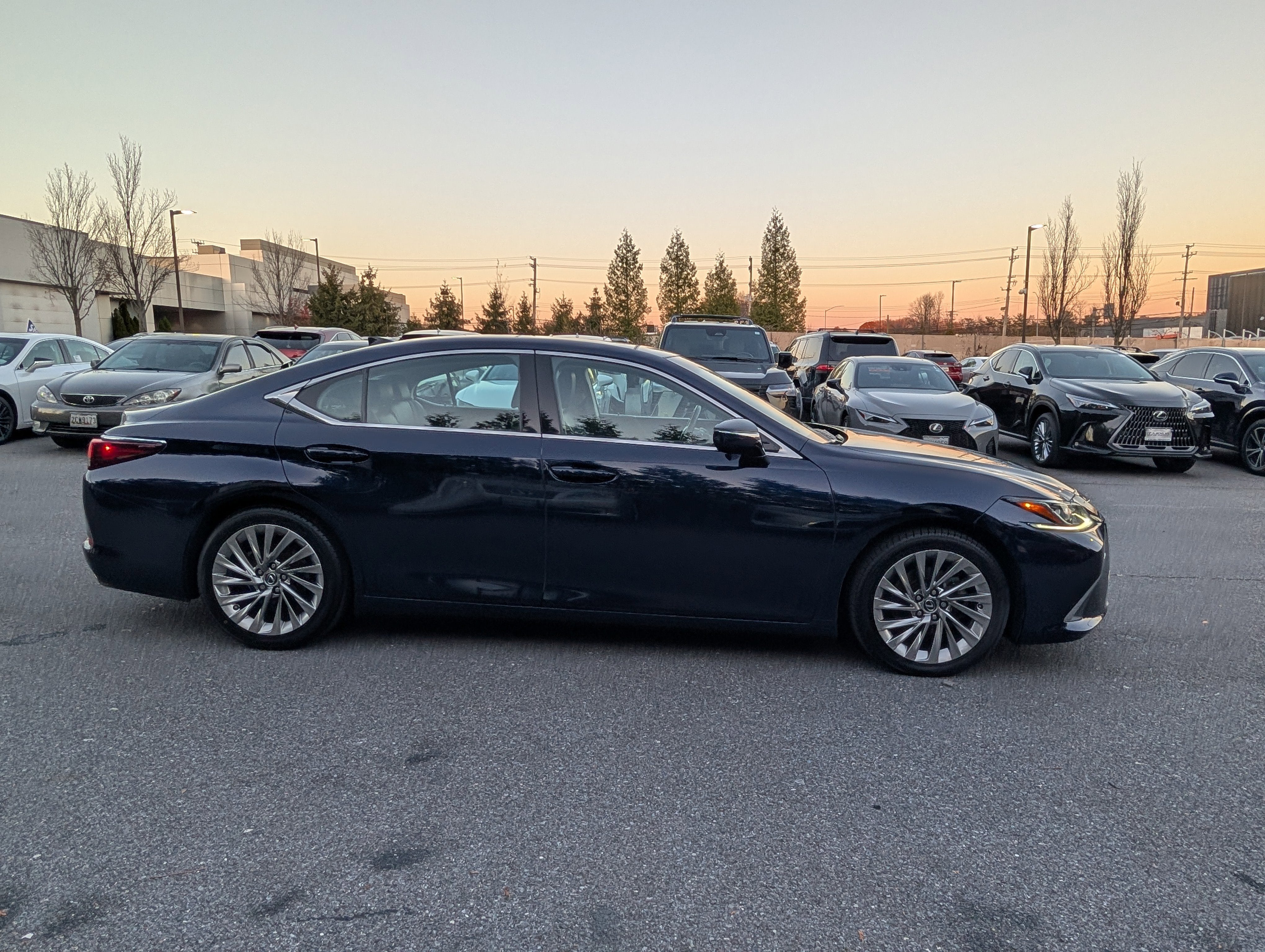 2019 Lexus ES 350