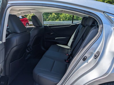 2023 Lexus ES 250