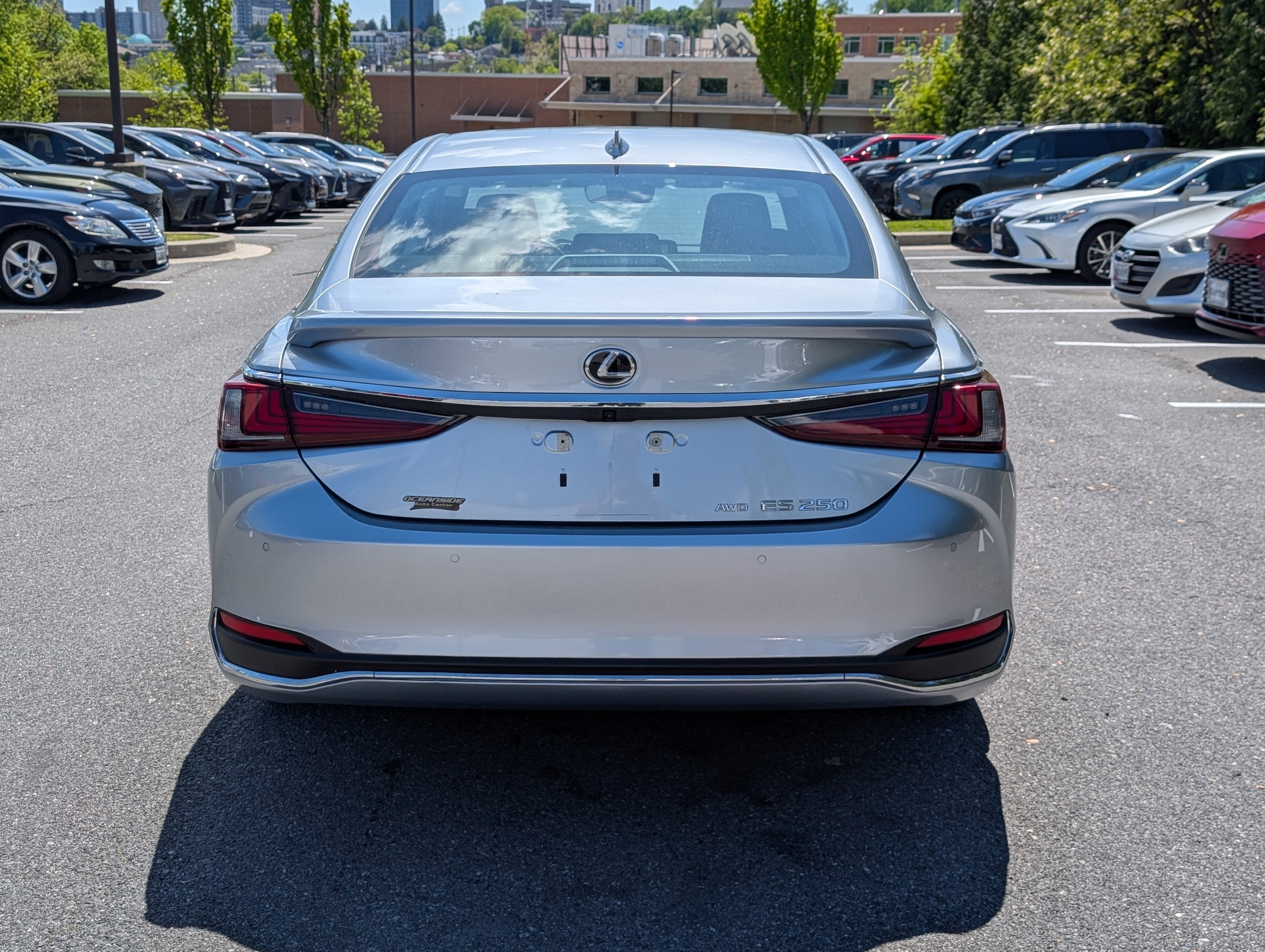 2023 Lexus ES 250