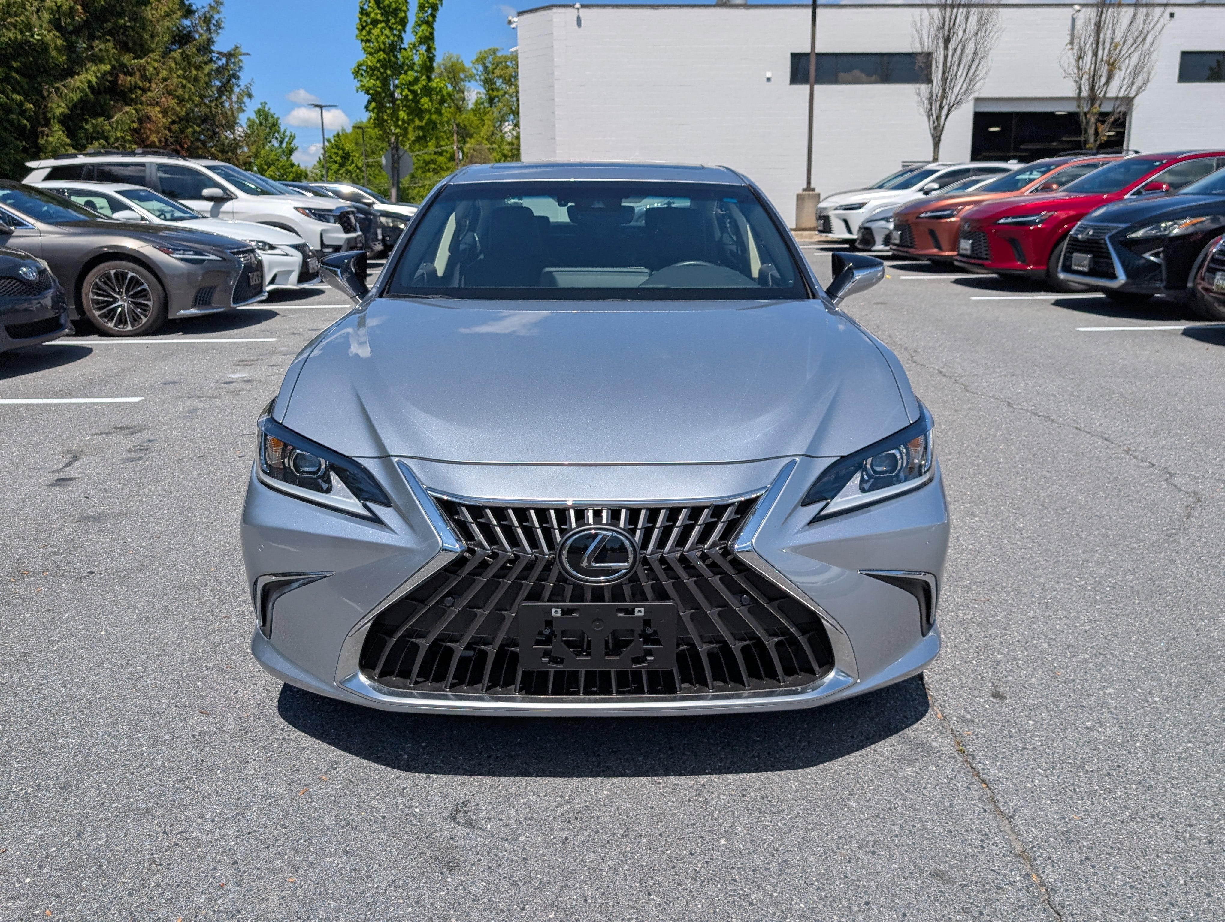 2023 Lexus ES 250