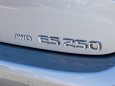 2023 Lexus ES 250