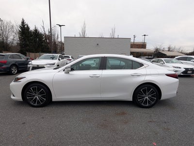 2025 Lexus ES 300h